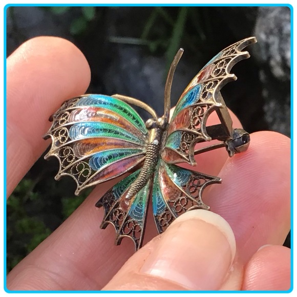 Vintage Butterfly brooch/pin - Picture 3 of 5